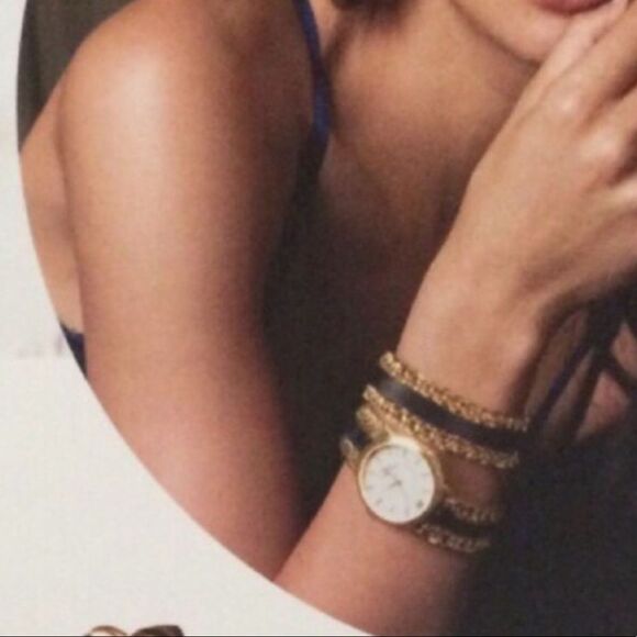 Victoria’s Secret watch - Picture 3 of 7